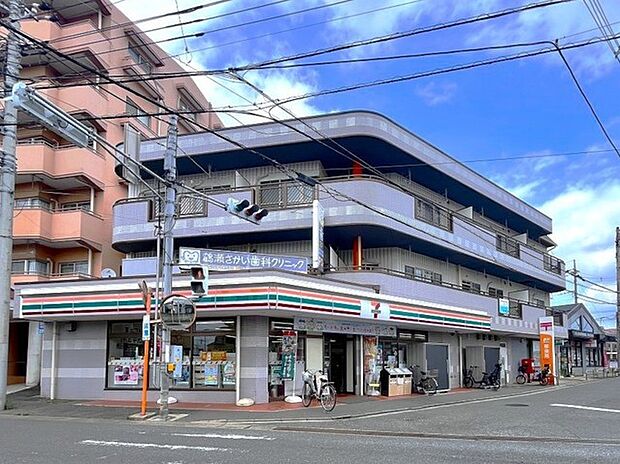 セブンイレブン富士見羽沢店(73m)