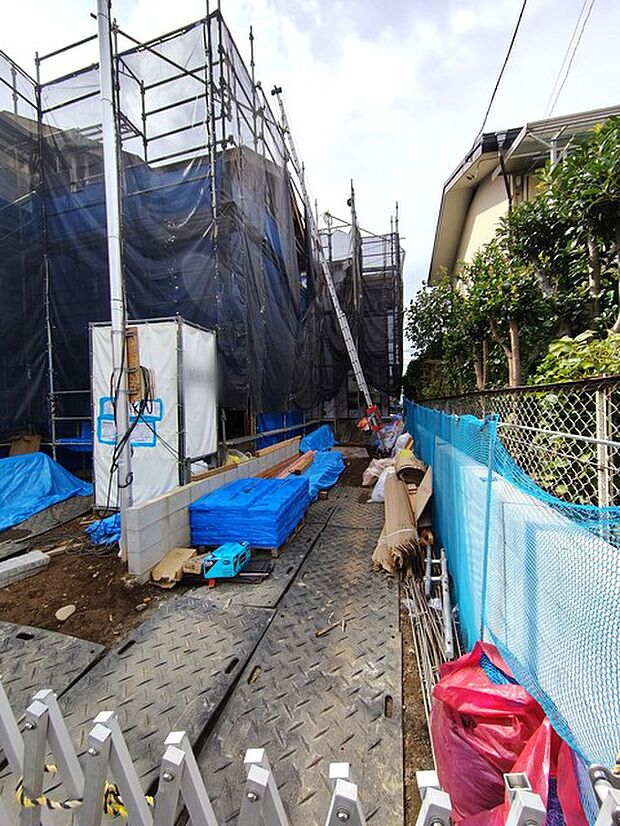 五感で感じる、現地でしかわからない事も沢山ございます。周辺環境なども一緒にご案内いたしますのでお気軽にお問合せください。 