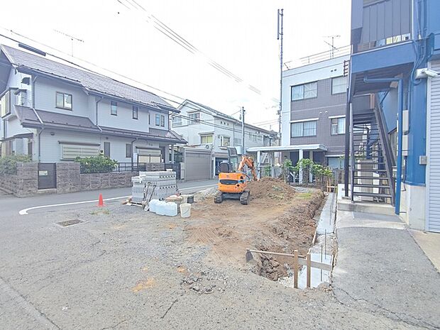 五感で感じる、現地でしかわからない事も沢山ございます。周辺環境なども一緒にご案内いたしますのでお気軽にお問合せください。