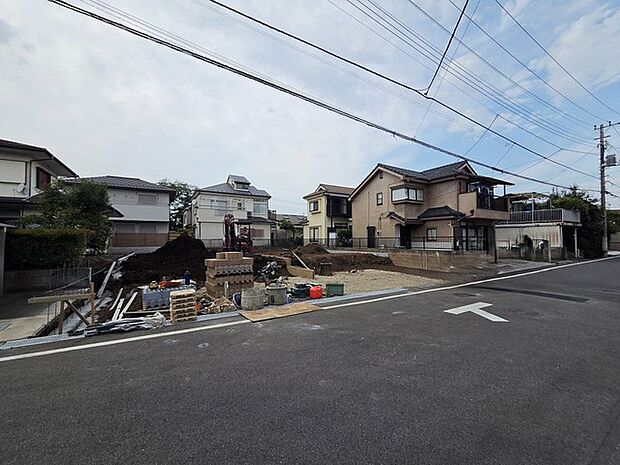 五感で感じる、現地でしかわからない事も沢山ございます。周辺環境なども一緒にご案内いたしますのでお気軽にお問合せください。