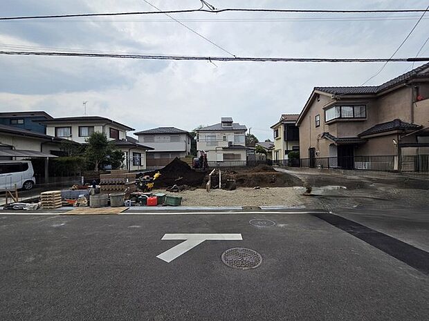 五感で感じる、現地でしかわからない事も沢山ございます。周辺環境なども一緒にご案内いたしますのでお気軽にお問合せください。