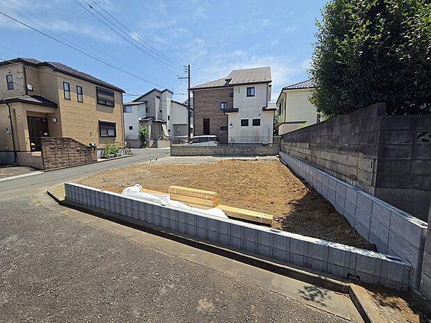 五感で感じる、現地でしかわからない事も沢山ございます。周辺環境なども一緒にご案内いたしますのでお気軽にお問合せください。