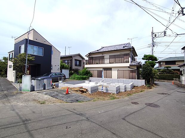 五感で感じる、現地でしかわからない事も沢山ございます。周辺環境なども一緒にご案内いたしますのでお気軽にお問合せください。