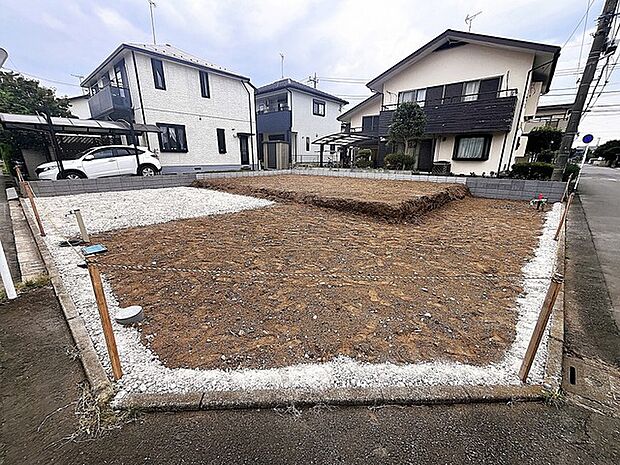 建物完成は令和8年11月下旬予定です