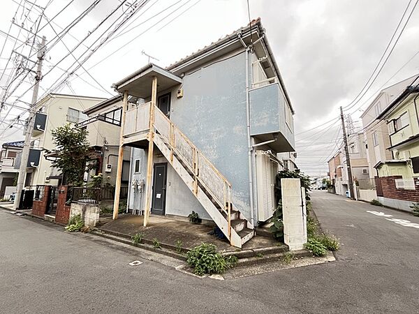 南西角地の陽当りの良い土地です