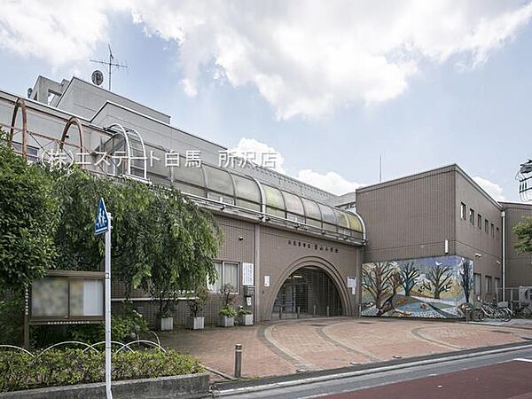 碧山小学校（210m）