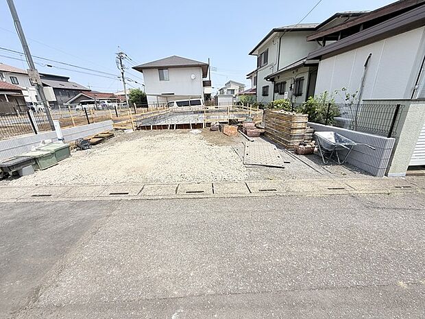 五感で感じる、現地でしかわからない事も沢山ございます。周辺環境なども一緒にご案内いたしますのでお気軽にお問合せください。