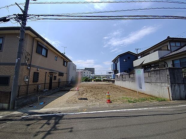 五感で感じる、現地でしかわからない事も沢山ございます。周辺環境なども一緒にご案内いたしますのでお気軽にお問合せください。