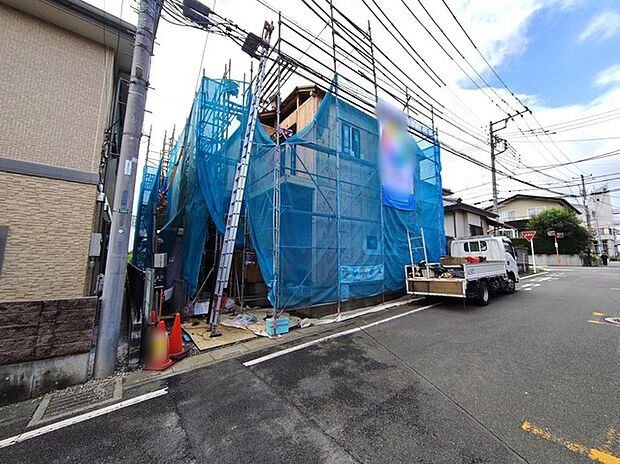 商業施設が徒歩圏内に充実、日々のお買い物も安心な環境です。