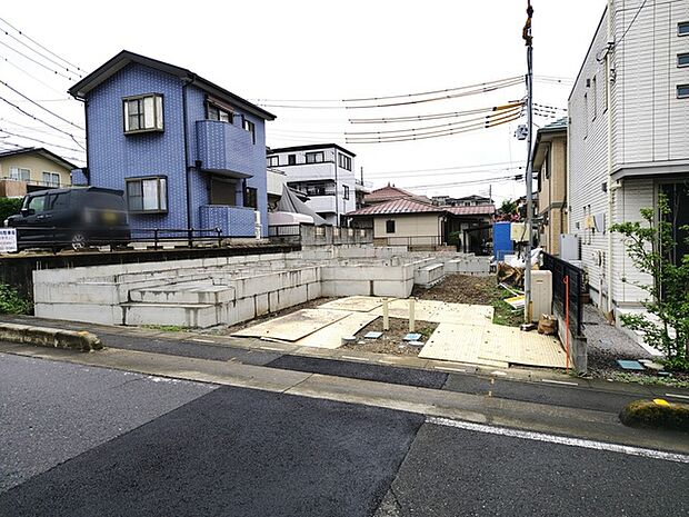 五感で感じる、現地でしかわからない事も沢山ございます。周辺環境なども一緒にご案内いたしますのでお気軽にお問合せください。