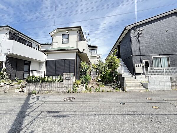 五感で感じる、現地でしかわからない事も沢山ございます。周辺環境なども一緒にご案内いたしますのでお気軽にお問合せください。