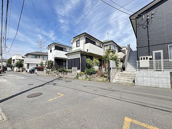 五感で感じる、現地でしかわからない事も沢山ございます。周辺環境なども一緒にご案内いたしますのでお気軽にお問合せください。
