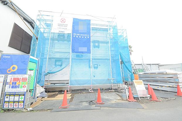 戸建てが立ち並ぶ静かな住宅街。四季折々の移り変わりを感じながら自然と楽しみ、暮らす、そんな毎日を日々の中で感じられる住環境