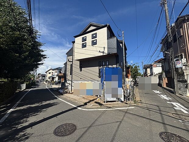 五感で感じる、現地でしかわからない事も沢山ございます。周辺環境なども一緒にご案内いたしますのでお気軽にお問合せください。