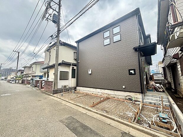 五感で感じる、現地でしかわからない事も沢山ございます。周辺環境なども一緒にご案内いたしますのでお気軽にお問合せください。 