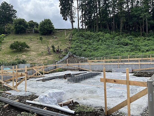 五感で感じる、現地でしかわからない事も沢山ございます。周辺環境なども一緒にご案内いたしますのでお気軽にお問合せください。 