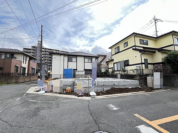 五感で感じる、現地でしかわからない事も沢山ございます。周辺環境なども一緒にご案内いたしますのでお気軽にお問合せください。