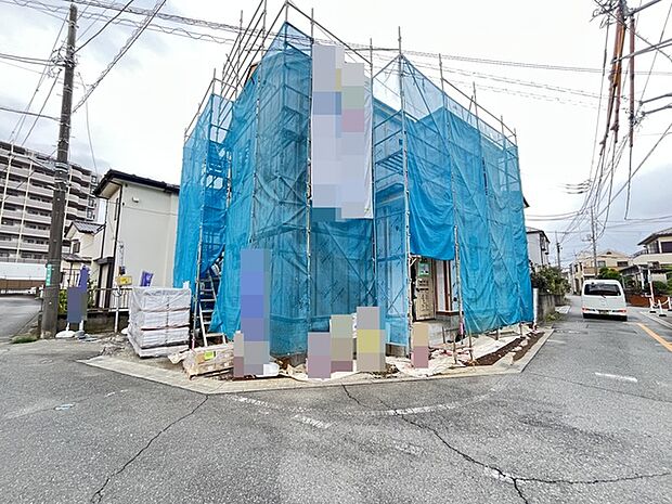 新しい住まいのかたちが少しずつ見えてくる工事中の風景です