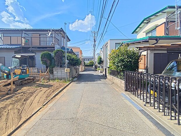 前面道路 北西方向