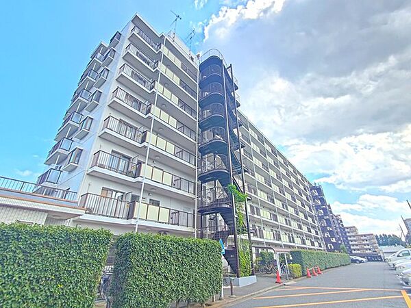 五感で感じる、現地でしかわからない事も沢山ございます。周辺環境なども一緒にご案内いたしますのでお気軽にお問合せください。