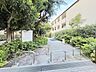 外観：マンション敷地内には小さな公園もございます。 小さいお子様がいるご家庭は嬉しいですね。