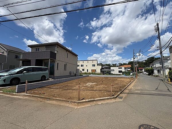 商業施設が徒歩圏内に充実、日々のお買い物も安心な環境です。