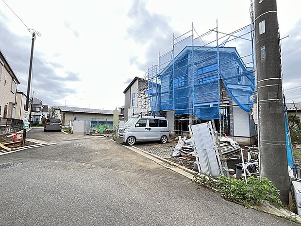 穏やかな空気が流れる落ち着いた住環境に、新しい暮らしのカタチが形作られていく風景です 