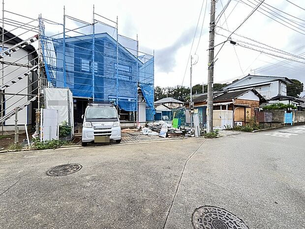 窓から眺める風景は一日の疲れを癒すヒーリングを奏でる、心地の良い時間を演出してくれます。室内も重要ですが、周りの環境もマイホーム選びの大事なポイント 