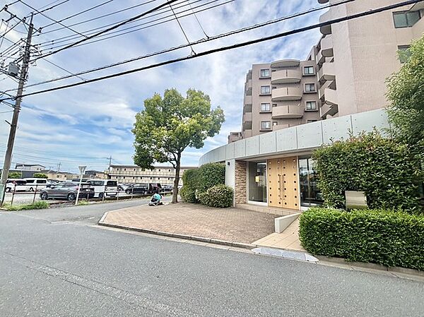五感で感じる、現地でしかわからない事も沢山ございます。周辺環境なども一緒にご案内いたしますのでお気軽にお問合せください。