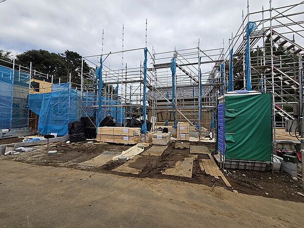 五感で感じる、現地でしかわからない事も沢山ございます。周辺環境なども一緒にご案内いたしますのでお気軽にお問合せください。