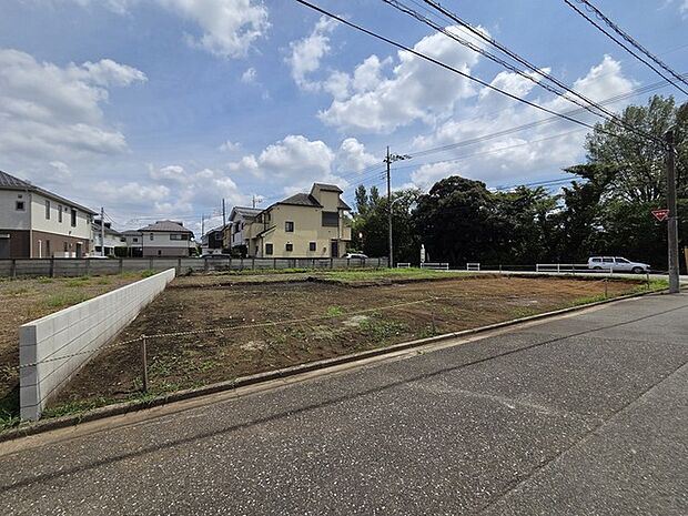 五感で感じる、現地でしかわからない事も沢山ございます。周辺環境なども一緒にご案内いたしますのでお気軽にお問合せください。 