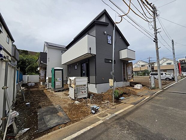 五感で感じる、現地でしかわからない事も沢山ございます。周辺環境なども一緒にご案内いたしますのでお気軽にお問合せください。