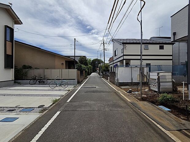 周辺の家並み(5m)