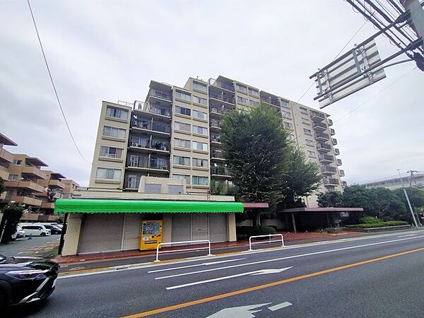 五感で感じる、現地でしかわからない事も沢山ございます。周辺環境なども一緒にご案内いたしますのでお気軽にお問合せください。