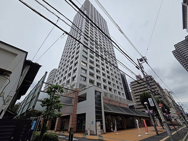 五感で感じる、現地でしかわからない事も沢山ございます。周辺環境なども一緒にご案内いたしますのでお気軽にお問合せください。