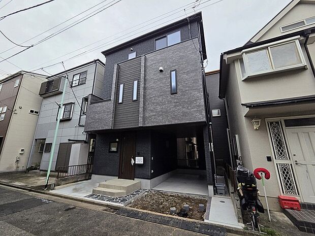 五感で感じる、現地でしかわからない事も沢山ございます。周辺環境なども一緒にご案内いたしますのでお気軽にお問合せください。