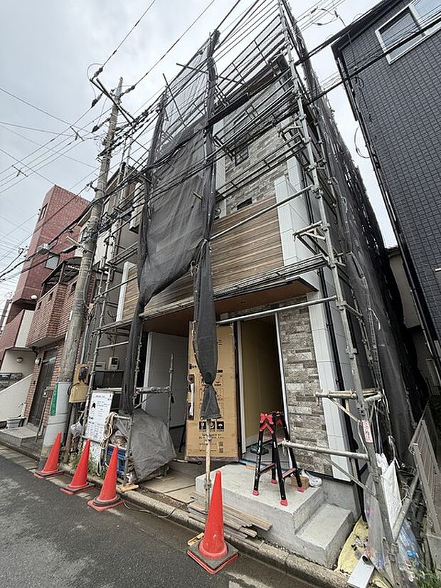 五感で感じる、現地でしかわからない事も沢山ございます。周辺環境なども一緒にご案内いたしますのでお気軽にお問合せください。