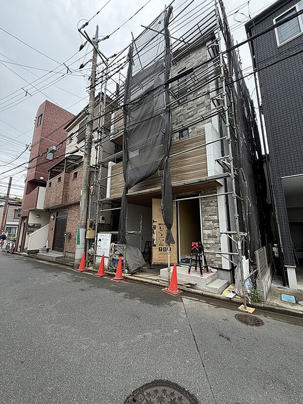 五感で感じる、現地でしかわからない事も沢山ございます。周辺環境なども一緒にご案内いたしますのでお気軽にお問合せください。