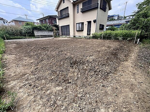 五感で感じる、現地でしかわからない事も沢山ございます。周辺環境なども一緒にご案内いたしますのでお気軽にお問合せください。