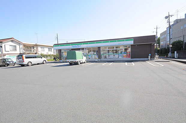 ファミリーマート所沢宮本町二丁目店(340m)