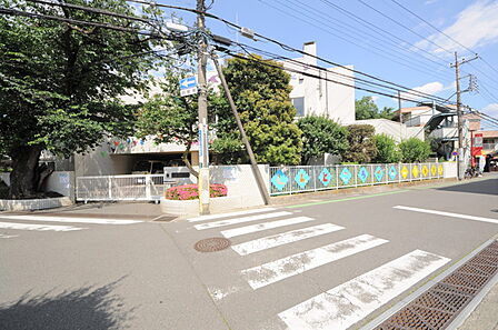 新所沢幼稚園(310m)