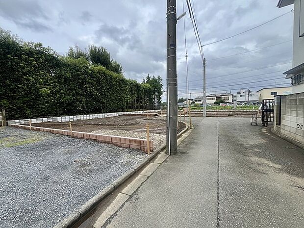五感で感じる、現地でしかわからない事も沢山ございます。周辺環境なども一緒にご案内いたしますのでお気軽にお問合せください。