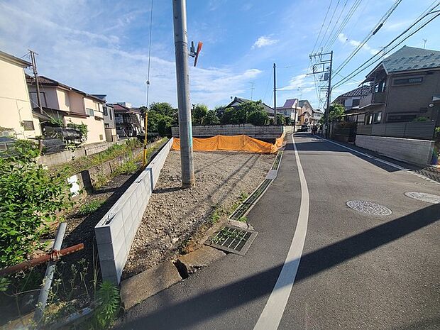五感で感じる、現地でしかわからない事も沢山ございます。周辺環境なども一緒にご案内いたしますのでお気軽にお問合せください。