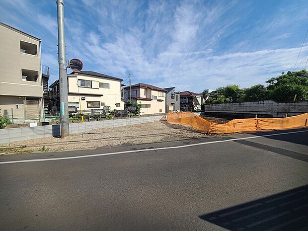 五感で感じる、現地でしかわからない事も沢山ございます。周辺環境なども一緒にご案内いたしますのでお気軽にお問合せください。