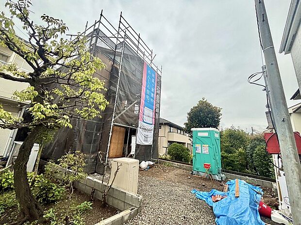 便利な畳コーナーやテレワークルームがございます。