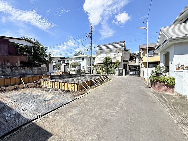 五感で感じる、現地でしかわからない事も沢山ございます。周辺環境なども一緒にご案内いたしますのでお気軽にお問合せください。 