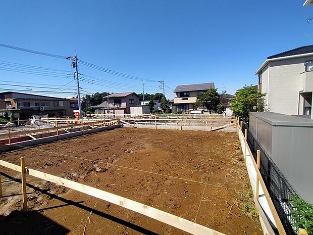 五感で感じる、現地でしかわからない事も沢山ございます。周辺環境なども一緒にご案内いたしますのでお気軽にお問合せください。