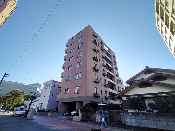 外観：311002496396