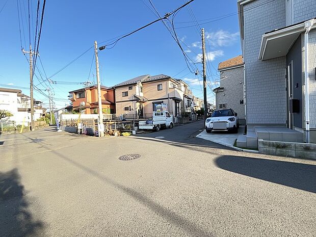 五感で感じる、現地でしかわからない事も沢山ございます。周辺環境なども一緒にご案内いたしますのでお気軽にお問合せください。