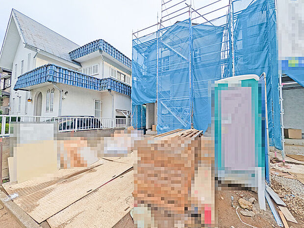 建築中ですが、同じグレードの完成済み建物を参考にご覧になることもできます。現地より最寄りの物件をご案内しますので、お気軽にご要望をお聞かせください